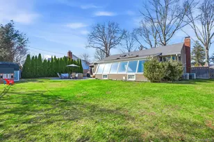 12 Sherman Rd, Glen Cove, NY 11542 - Photo 2