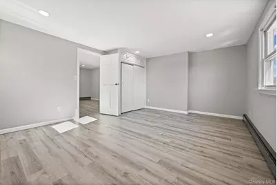 28 Candle Lane, Levittown, NY 11756 - Photo 8