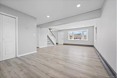 28 Candle Lane, Levittown, NY 11756 - Photo 6