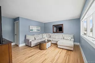 432 Bohemia Pkwy, Sayville, NY 11782 - Photo 6