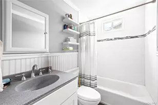 432 Bohemia Pkwy, Sayville, NY 11782 - Photo 8