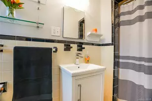 35 Rockledge Rd, Hartsdale, NY 10530 - Photo 16