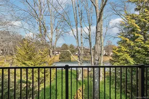 87 Northgate Cir, Melville, NY 11747 - Photo 14