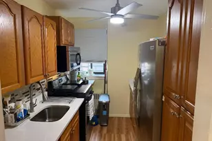 87-15 204th St, Hollis, NY 11423 - Photo 4