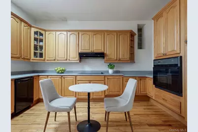 304 Waverly Avenue, Brooklyn, NY 11205 - Photo 6