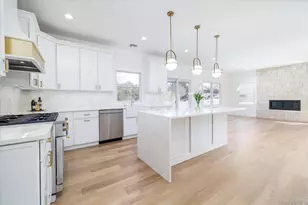 8 Van Cott Pl, North Bellmore, NY 11710 - Photo 6