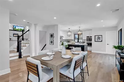 105 Radcliff Avenue, Port Washington, NY 11050 - Photo 12