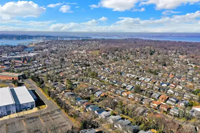 105 Radcliff Avenue, Port Washington, NY 11050 - Photo 40