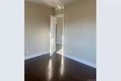 1026 Glen Cove Avenue, Glen Head, NY 11545 - Photo 10