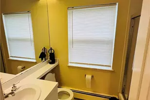 36 Greenridge Ave, White Plains, NY 10605 - Photo 18