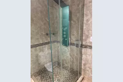 18740 Hilburn Avenue, Saint Albans, NY 11412 - Photo 8