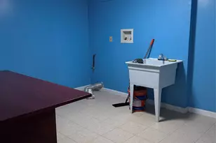 187-40 Hilburn Ave, Saint Albans, NY 11412 - Photo 14