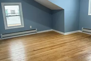 187-40 Hilburn Ave, Saint Albans, NY 11412 - Photo 18