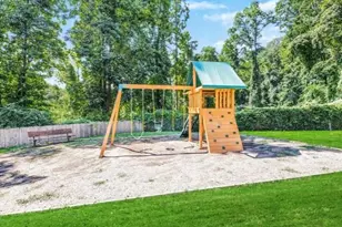 12 Granada Crescent, White Plains, NY 10603 - Photo 4