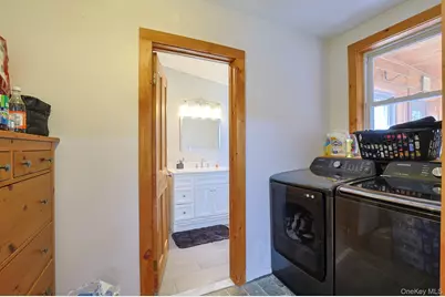 1666 Main Street, Pleasant Valley, NY 12569 - Photo 16