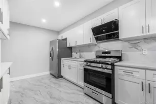 84-59 Goldington Ct, Middle Village, NY 11379 - Photo 8