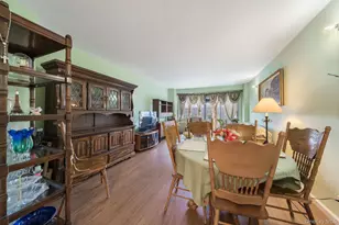 85-15 Main St, Briarwood, NY 11435 - Photo 4