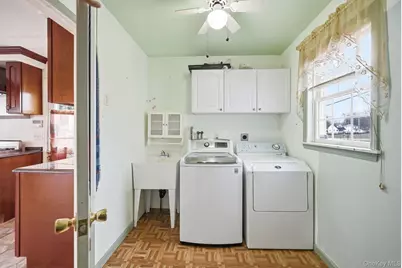 186 Violet Avenue, Poughkeepsie, NY 12601 - Photo 18