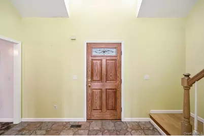 186 Violet Avenue, Poughkeepsie, NY 12601 - Photo 6