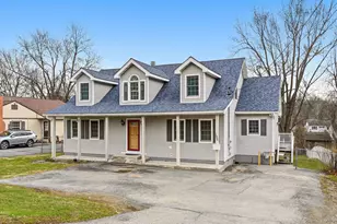 186 Violet Ave, Poughkeepsie, NY 12601 - Photo 4