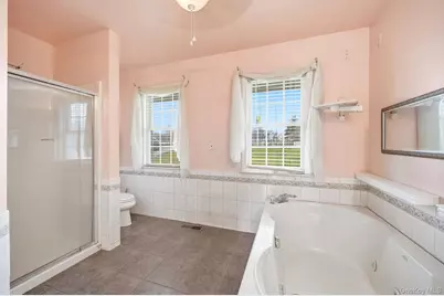 186 Violet Avenue, Poughkeepsie, NY 12601 - Photo 32