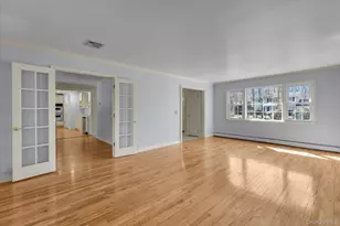 3 Melrose Ct, Dix Hills, NY 11746 - Photo 8