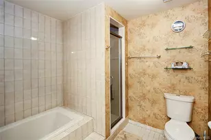 55 Kristin Ln, Hauppauge, NY 11788 - Photo 26