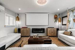 163D Edgwater, Bronx, NY 10465 - Photo 6