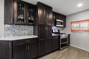 163D Edgwater, Bronx, NY 10465 - Photo 14