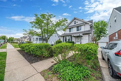 24718 137th Avenue, Rosedale, NY 11422 - Photo 2