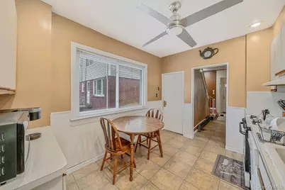 24718 137th Avenue, Rosedale, NY 11422 - Photo 20