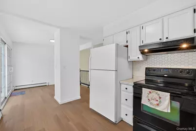 19 Cayuga Drive, Wappingers Falls, NY 12590 - Photo 16