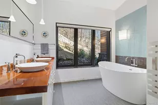 2 Lake Ridge Dr, Armonk, NY 10504 - Photo 16