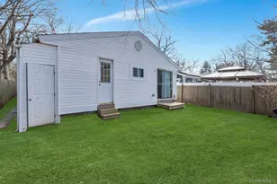 128 Magnolia Dr, Mastic Beach, NY 11951 - Photo 2