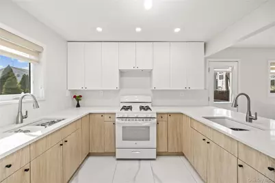 10 Sneden Court, Spring Valley, NY 10977 - Photo 16