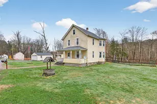 42 Phillipsport Rd, Wurtsboro, NY 12790 - Photo 2