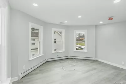 75 Anstice Street #2, Oyster Bay, NY 11771 - Photo 4