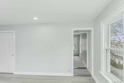 75 Anstice Street #2, Oyster Bay, NY 11771 - Photo 6