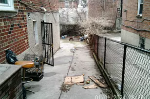 745 E 83rd St, Brooklyn, NY 11236 - Photo 12