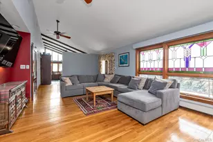 301 Cameo Dr, Massapequa, NY 11758 - Photo 4