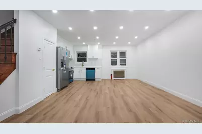 3031 Edson Avenue, Bronx, NY 10469 - Photo 12