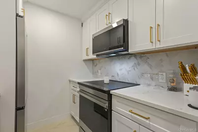 5108 Villa At The, Peekskill, NY 10566 - Photo 10