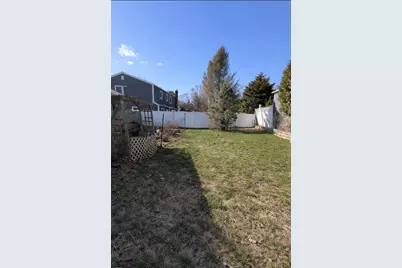 2 Margaret Lane, Huntington, NY 11743 - Photo 18