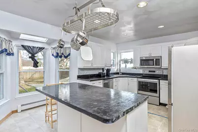 39 Frost Valley Drive, Patchogue, NY 11772 - Photo 8