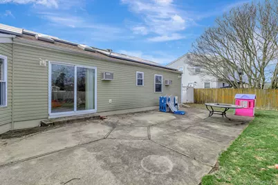 39 Frost Valley Drive, Patchogue, NY 11772 - Photo 20