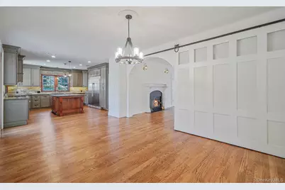 368 Main Street, Setauket, NY 11733 - Photo 12