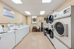 1 Oakridge Pl, Eastchester, NY 10709 - Photo 20