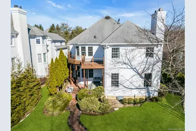 58 Stone Hill Drive S, Manhasset, NY 11030 - Photo 32