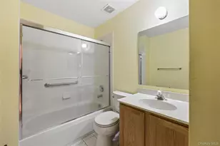 154 Farm House Ct, Manorville, NY 11949 - Photo 12