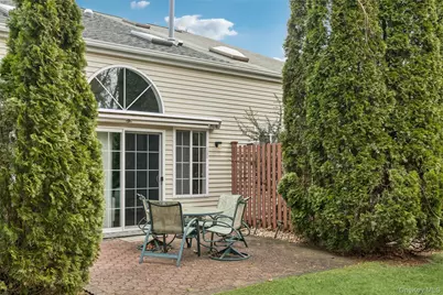 154 Farm House Court, Manorville, NY 11949 - Photo 20